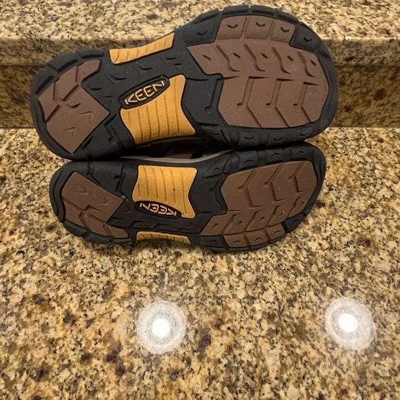 Keen Targhee Hiking Trail Sport Sandals Men’s Size 7 Brown Leather EUC - Picture 7 of 7